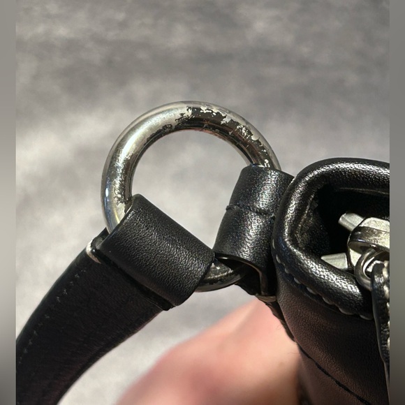 Coach Soho Black Leather Shoulder Hobo w/ Silver Hardware - Picture 9 of 11